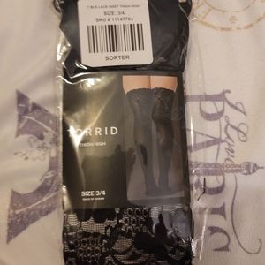 Garter belt & thigh high stocking black size 3/4 NEW, SMOKE FREE ENVIRONMENT